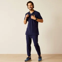 Derham 6 Pocket Scrub Top