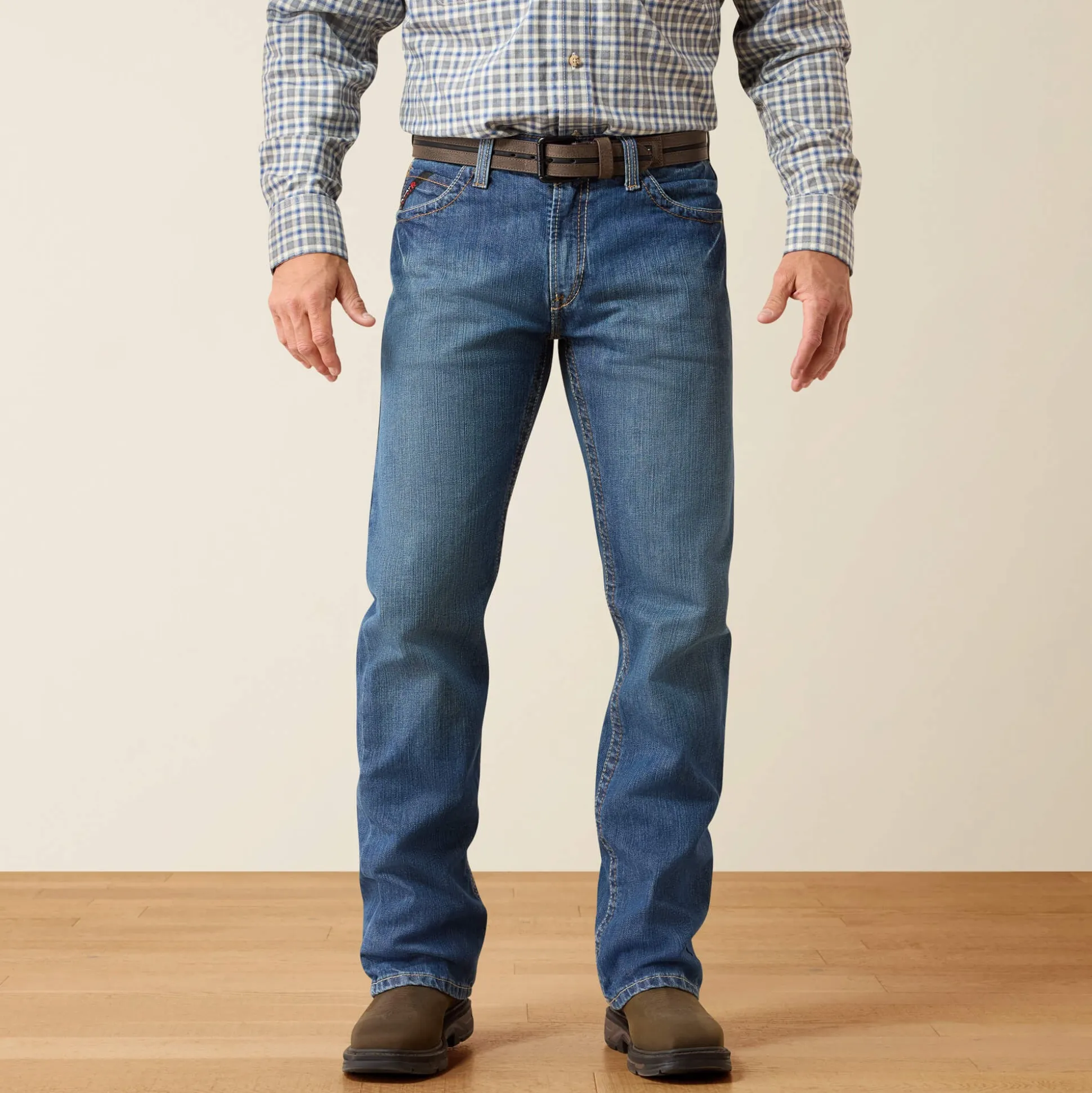 FR M4 Relaxed Basic Boot Cut Jean