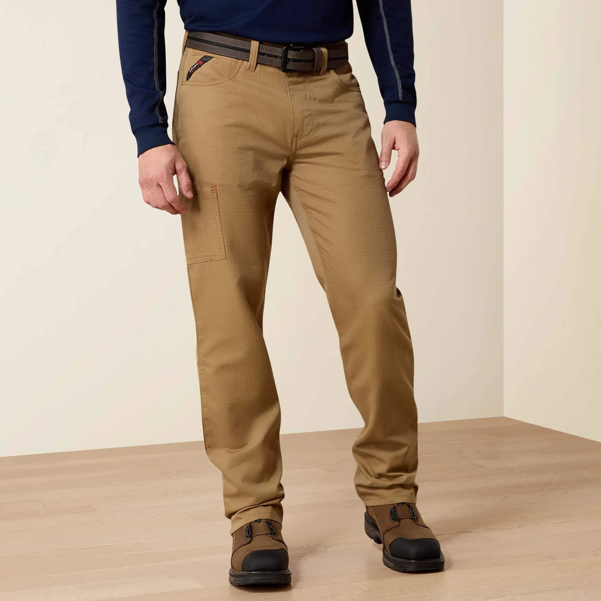 FR M4 Relaxed Crossfire Straight Pant
