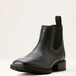 Hybrid Low Boy Wide Square Toe Chelsea Boot