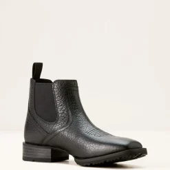 Hybrid Low Boy Wide Square Toe Chelsea Boot