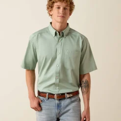 Lightweight Twill Classic Fit Shirt
