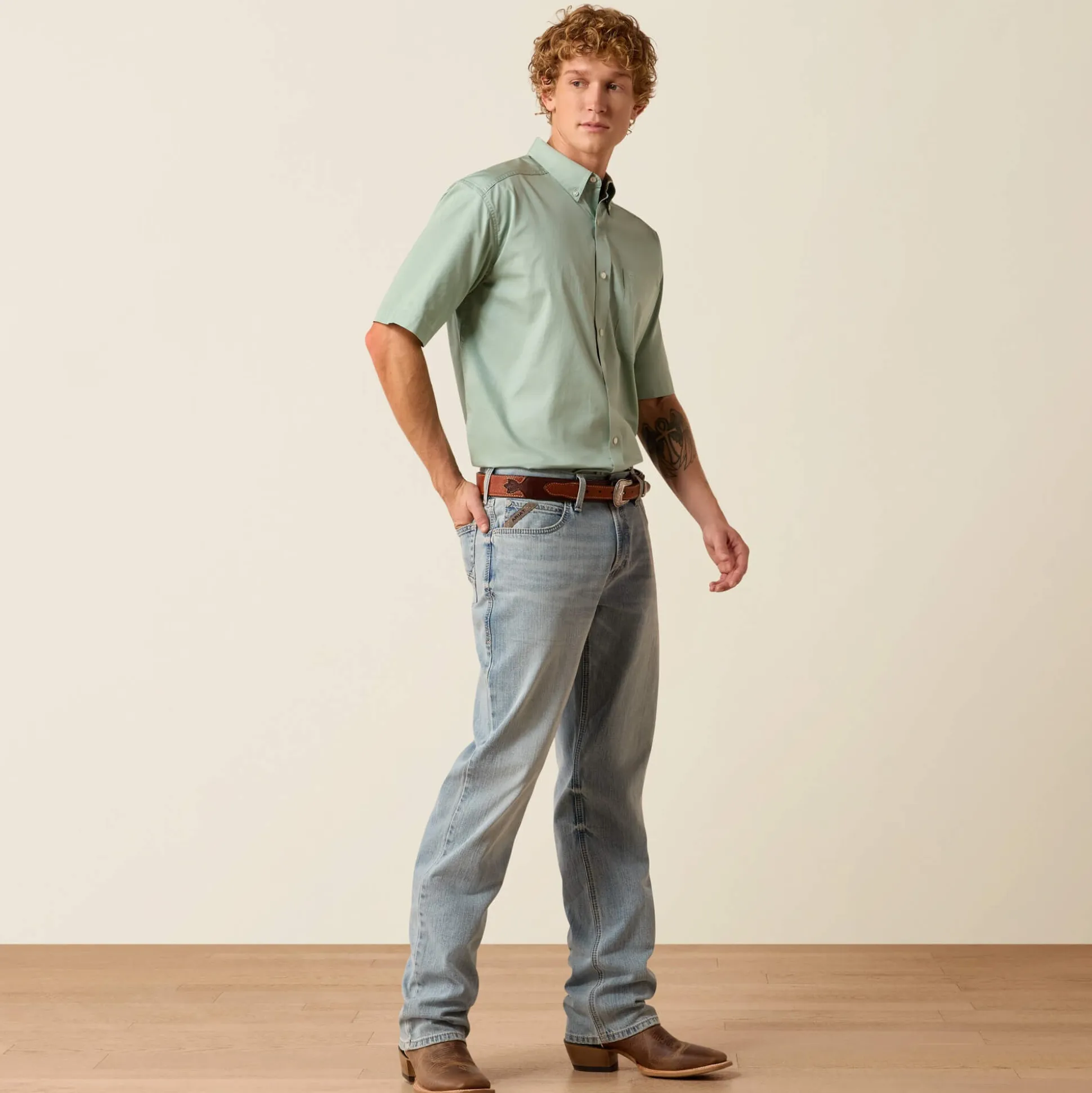 Lightweight Twill Classic Fit Shirt