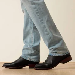 M8 Modern Hank Slim Straight Leg Jeans