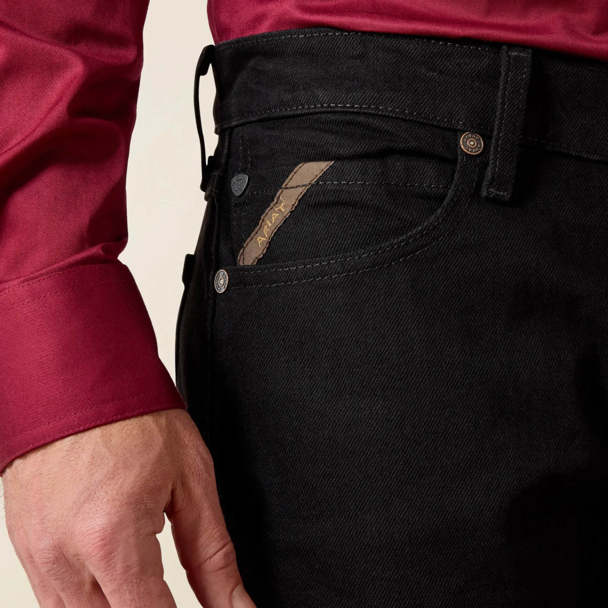 M7 Slim Legacy Straight Jean