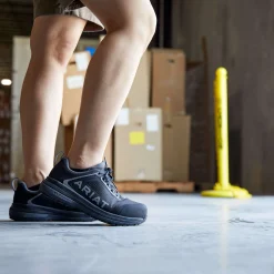 Outpace Composite Toe Work Shoe