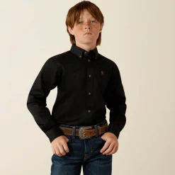 Solid Twill Classic Fit Shirt