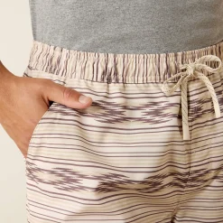 The Weekender 6" Shorts